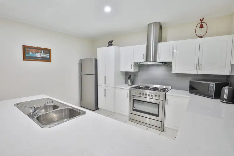 Seventh view of Homely house listing, 2 Cabernet Court, Mildura VIC 3500