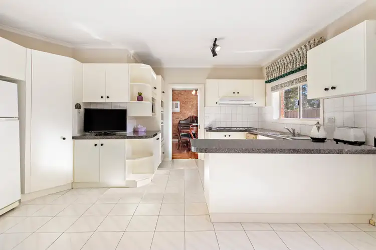 Third view of Homely unit listing, 2/5 Hillcrest Avenue, Chadstone VIC 3148