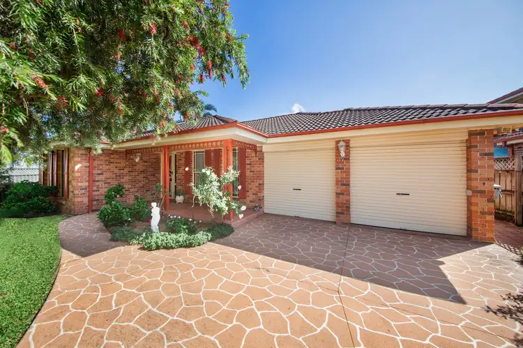 9 Barnsley Place, Menai NSW 2234