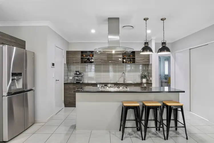 Second view of Homely house listing, 19 Girraween Cresent, Capalaba QLD 4157
