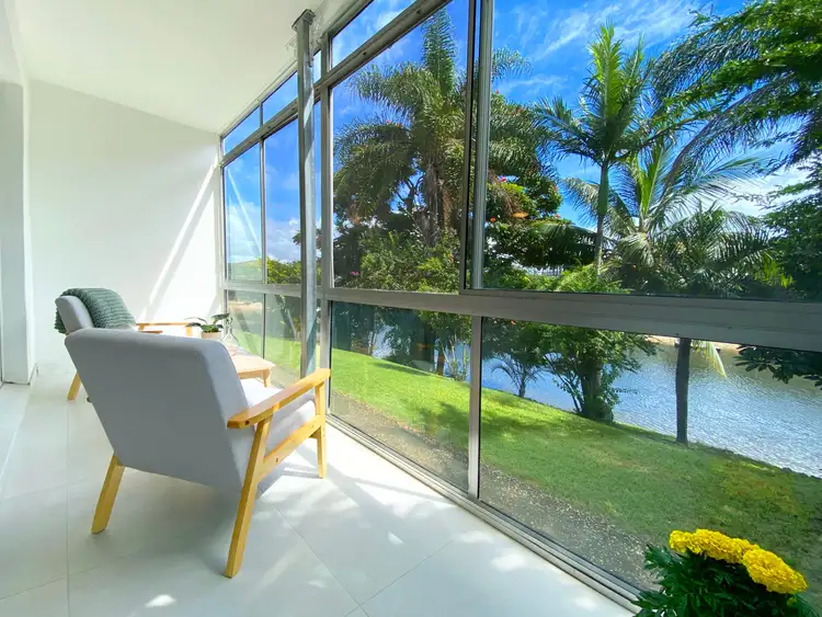 Main view of Homely unit listing, 2/31 Surfers Avenue, Mermaid Waters QLD 4218