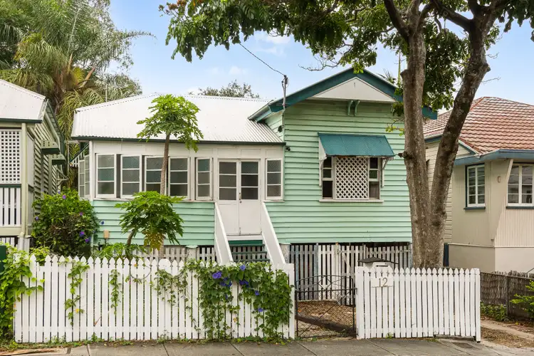 12 FARM Street, Newmarket QLD 4051