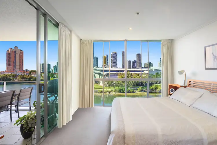 33 T E Peters Drive 'Freshwater Point'