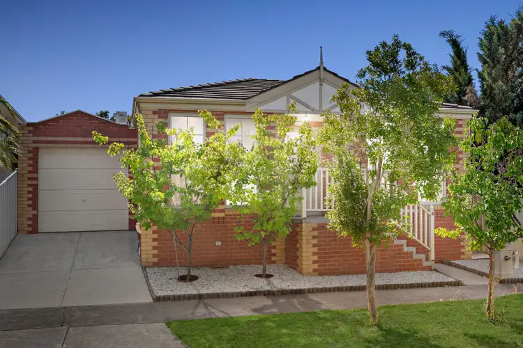 10 Dorman Court, Mill Park VIC 3082