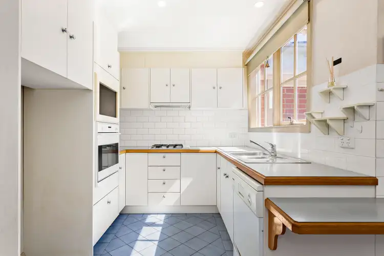 Second view of Homely unit listing, 10 Dorman Court, Mill Park VIC 3082