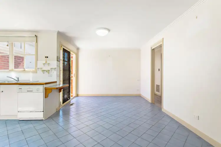 Fourth view of Homely unit listing, 10 Dorman Court, Mill Park VIC 3082