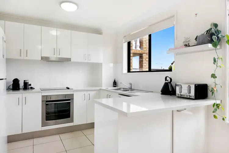 Main view of Homely unit listing, 4/28 Dudley Street, Mermaid Beach QLD 4218