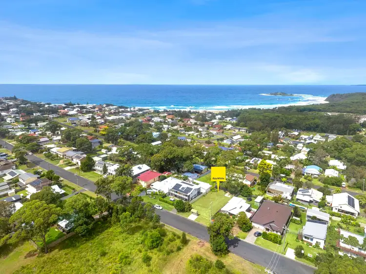 91 Curvers Drive, Manyana NSW 2539