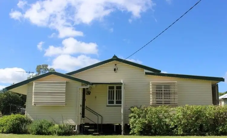 11 Arthur Street, Gayndah QLD 4625