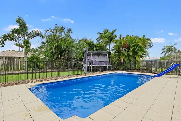 1 Alma Court, Urangan QLD 4655