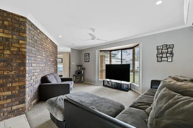 Sixth view of Homely house listing, 1 Alma Court, Urangan QLD 4655