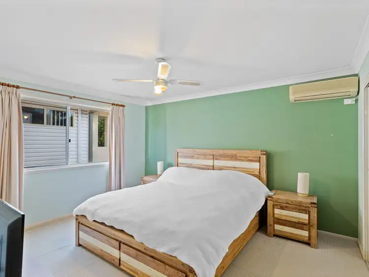 Sixth view of Homely semi-detached listing, 1/6 King Street, Southport QLD 4215