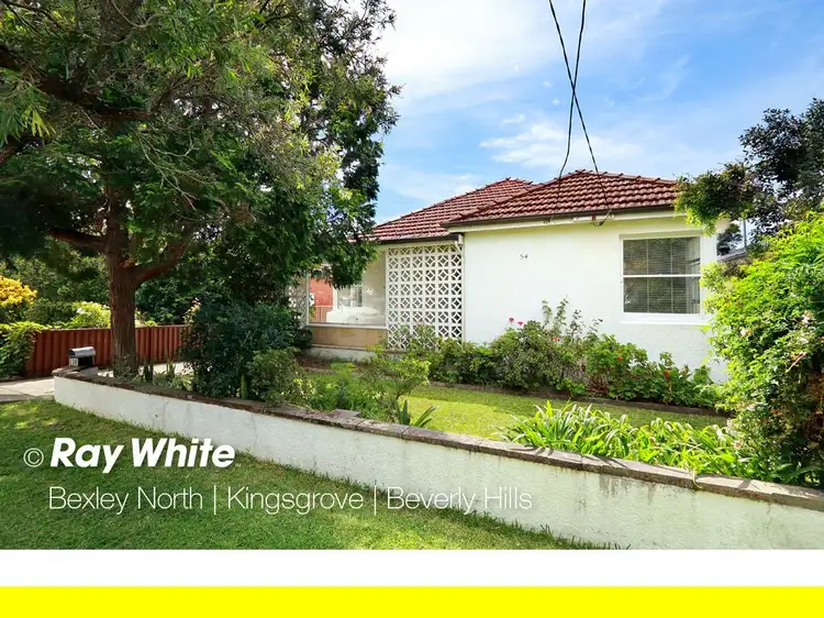 54 Lee Avenue, Beverly Hills NSW 2209