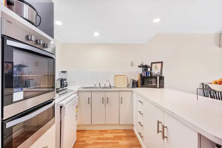 Fifth view of Homely house listing, 8/9 Mayfair Place, Wynn Vale SA 5127