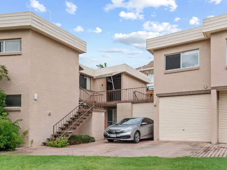 Main view of Homely unit listing, 4/88 Sarawak Avenue, Palm Beach QLD 4221