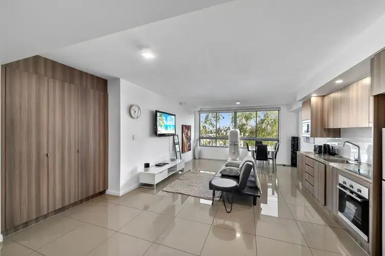 Fifth view of Homely unit listing, 303/17-21 Douglas Street, Mooloolaba QLD 4557