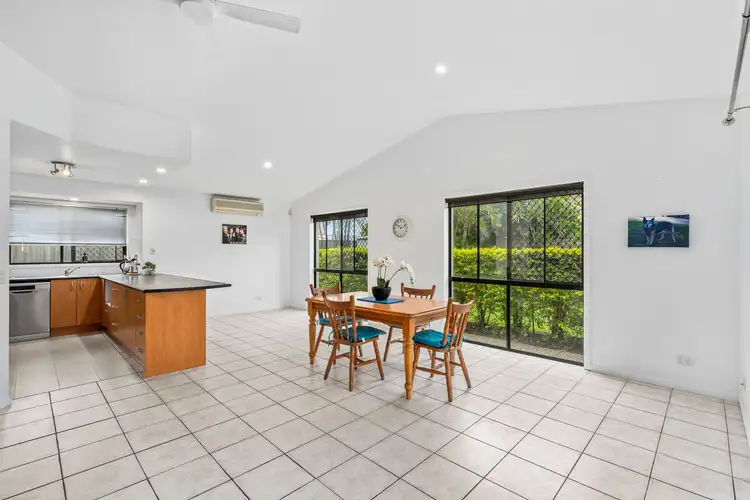 31 Gumleaf Drive, Molendinar QLD 4214