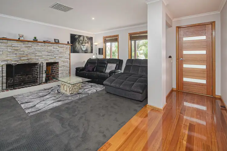 Fifth view of Homely house listing, 31 Flame Robin Drive, Langwarrin VIC 3910