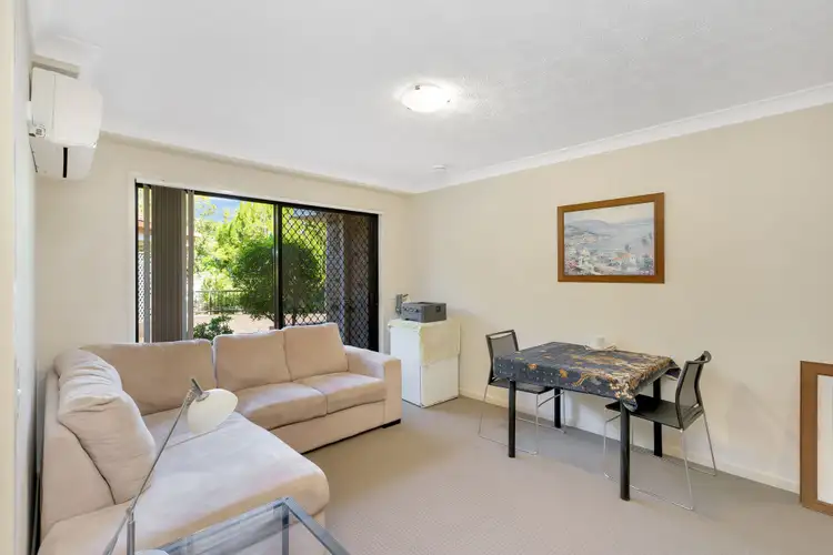 Fifth view of Homely unit listing, 2/27 Chester Terrace, Southport QLD 4215