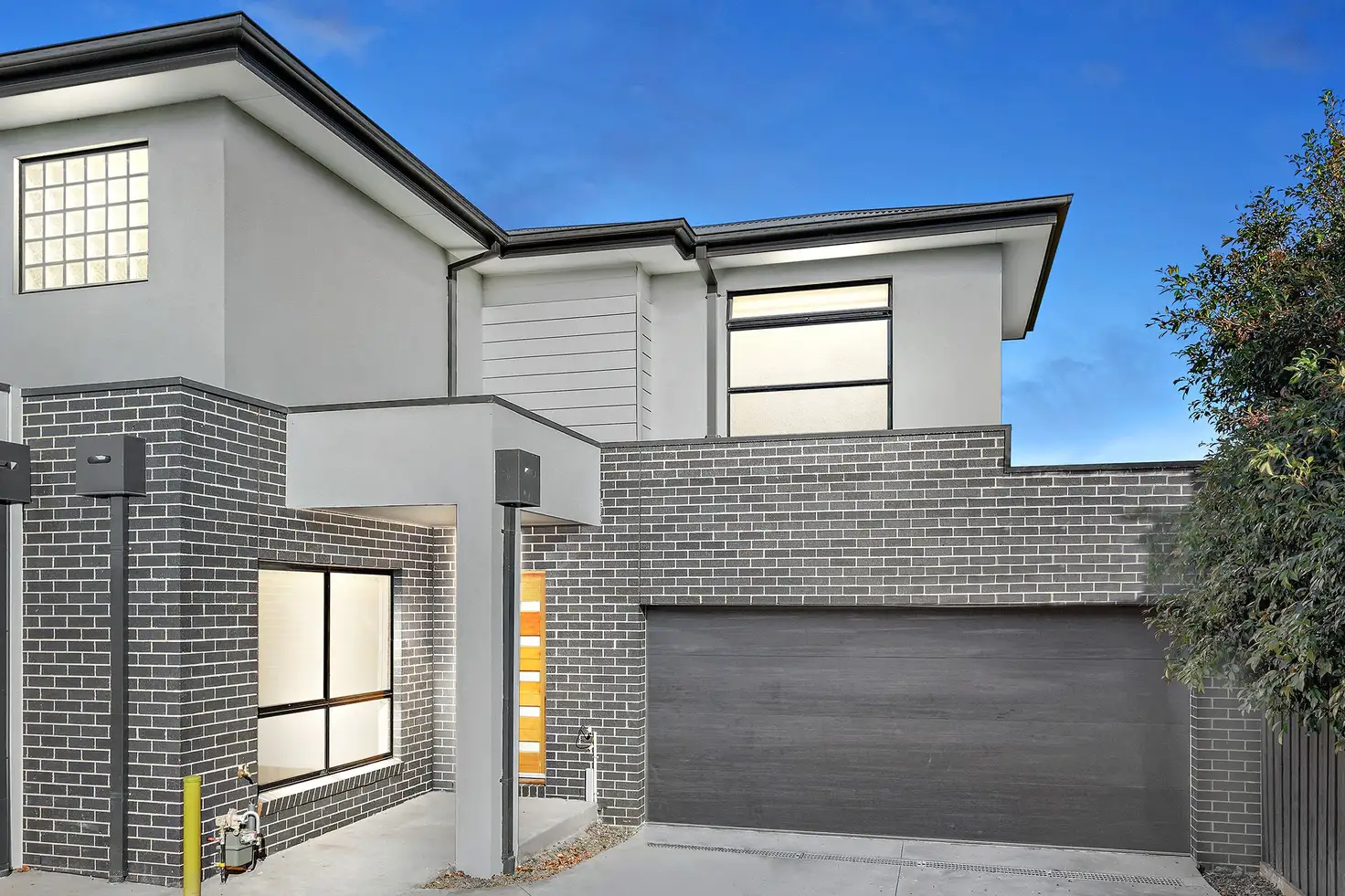 Main view of Homely townhouse listing, 2/1 Hatherley Road, Chadstone VIC 3148