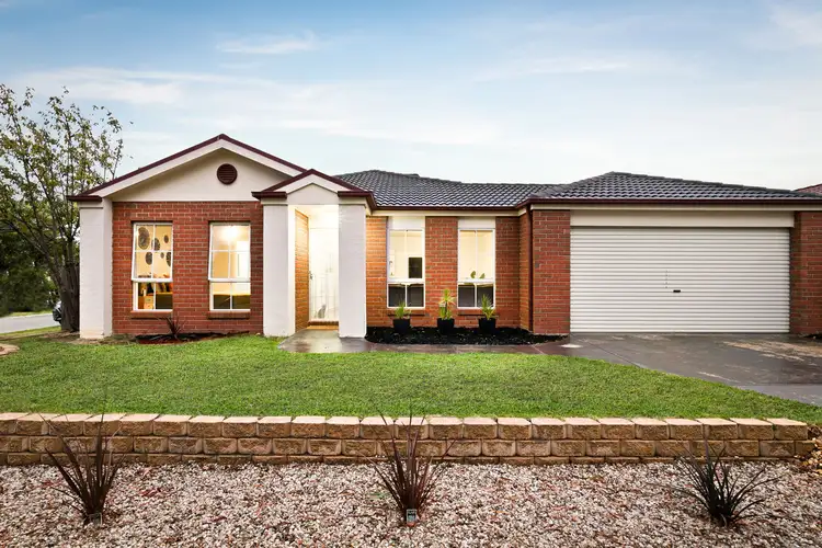 29 Pommel Street, Pakenham VIC 3810