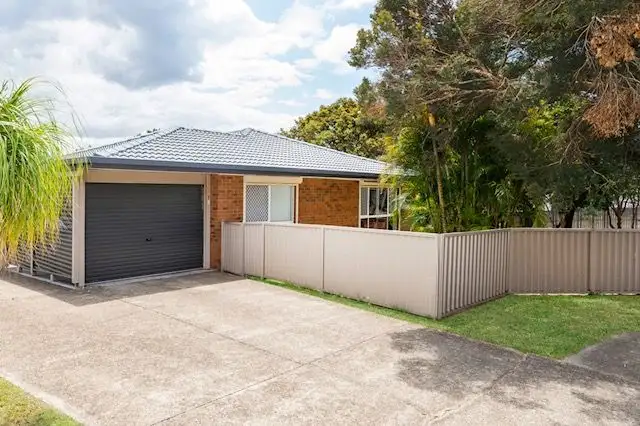 Main view of Homely house listing, 1/8 McWilliam Close, Labrador QLD 4215