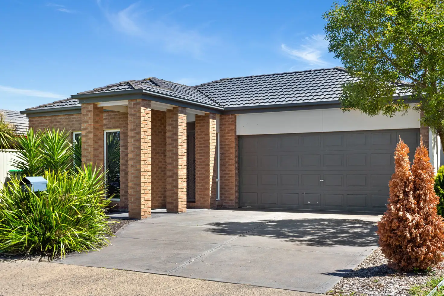 Main view of Homely house listing, 24 Ashwood Grove, Pakenham VIC 3810