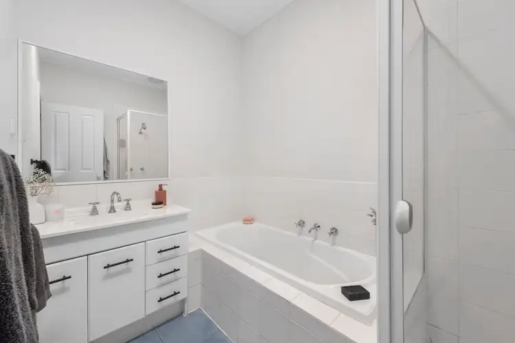 Sixth view of Homely unit listing, 2/11 Glenfern Road, Ferntree Gully VIC 3156