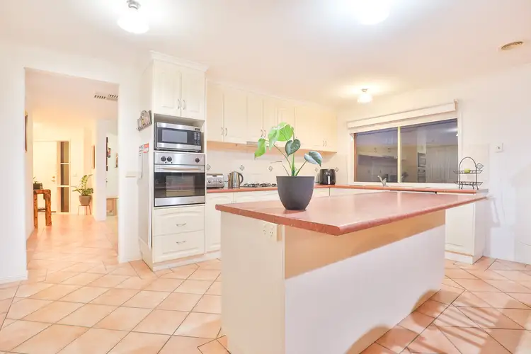 Sixth view of Homely house listing, 9 Lavender Court, Mildura VIC 3500
