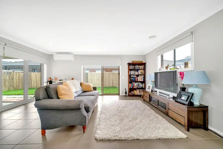 Seventh view of Homely house listing, 8 Kirami Avenue, Point Cook VIC 3030