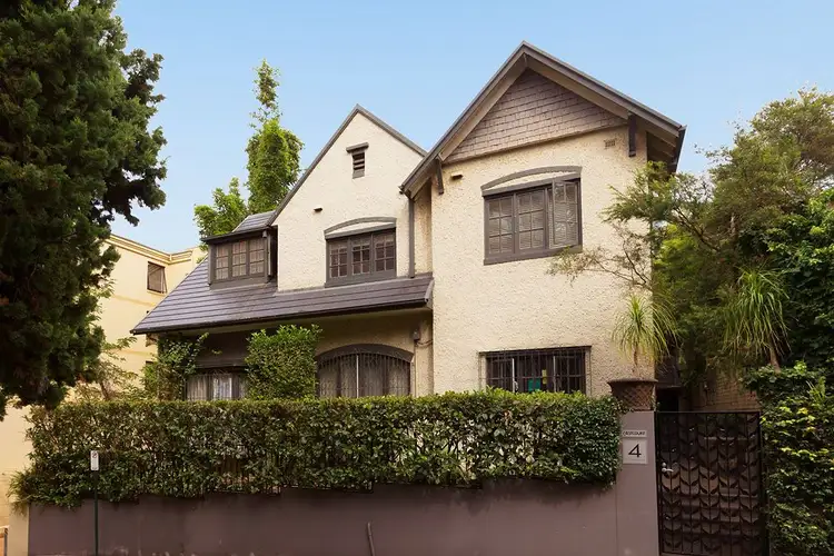 Main view of Homely apartment listing, 5/4 Holdsworth Avenue, Elizabeth Bay NSW 2011