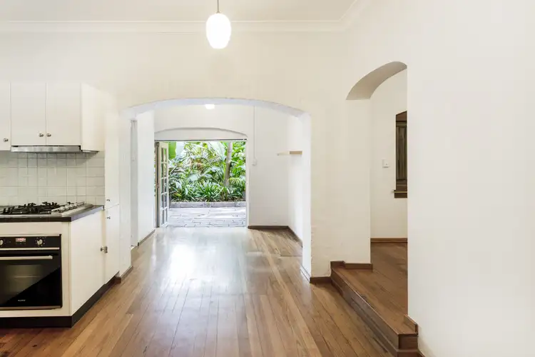 Third view of Homely apartment listing, 5/4 Holdsworth Avenue, Elizabeth Bay NSW 2011