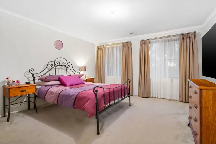 Seventh view of Homely house listing, 8 Dobell Crescent, Caroline Springs VIC 3023