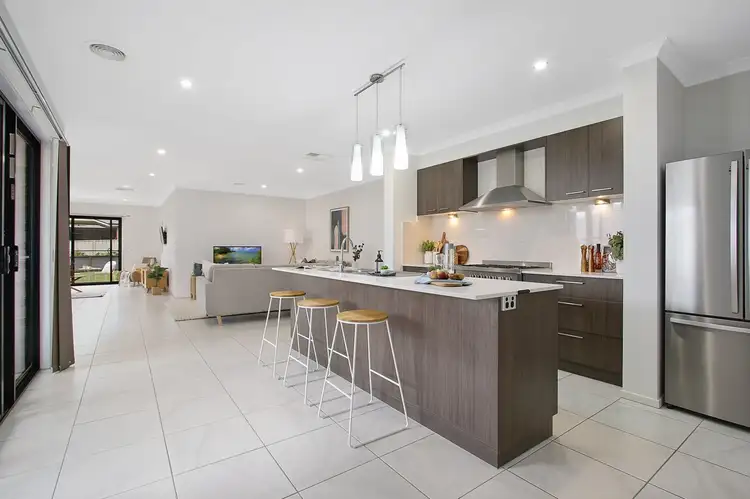 Fourth view of Homely house listing, 83 Lawson Circuit, Lavington NSW 2641