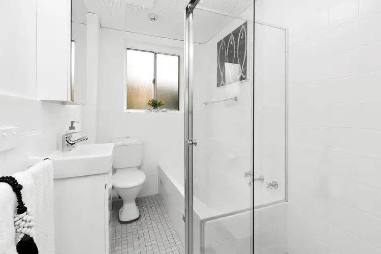 Fifth view of Homely apartment listing, 11/110 Lawrence Street, Freshwater NSW 2096