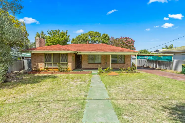 33 Connaught Street, Forrestfield WA 6058