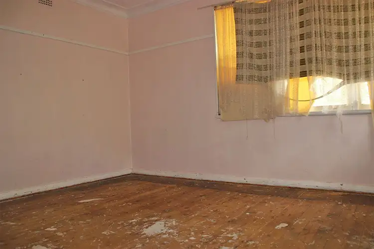 Fifth view of Homely house listing, 7 CLARKE Street, Coonabarabran NSW 2357