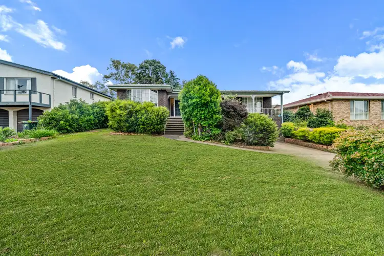 32 Davis Street, Weetangera ACT 2614