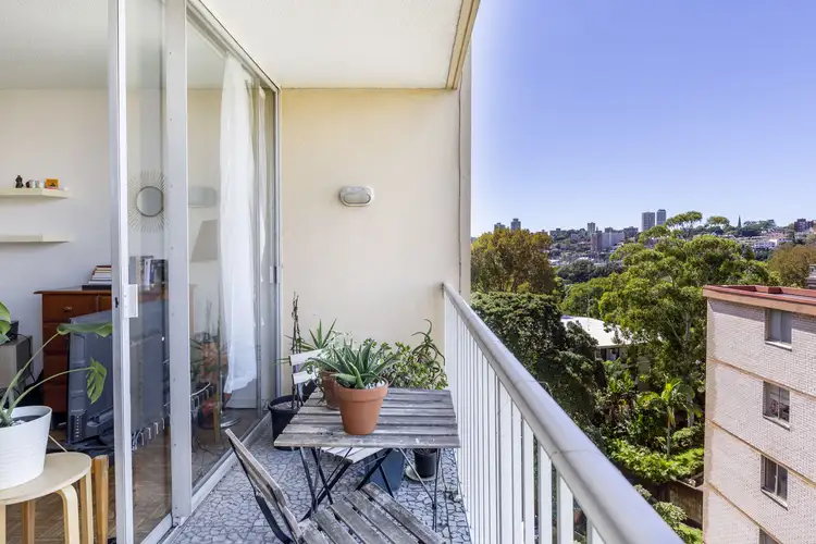 Main view of Homely unit listing, 601/76 Roslyn Gardens, Elizabeth Bay NSW 2011