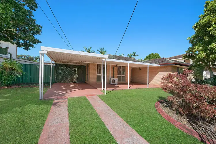 7 Holloway Street, Birkdale QLD 4159