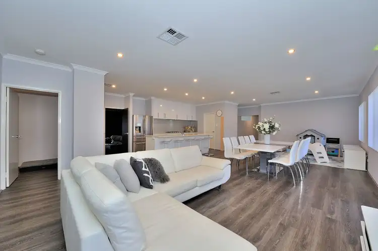Fifth view of Homely house listing, 38 Ballybofey Loop, Bullsbrook WA 6084