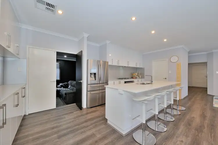 Sixth view of Homely house listing, 38 Ballybofey Loop, Bullsbrook WA 6084