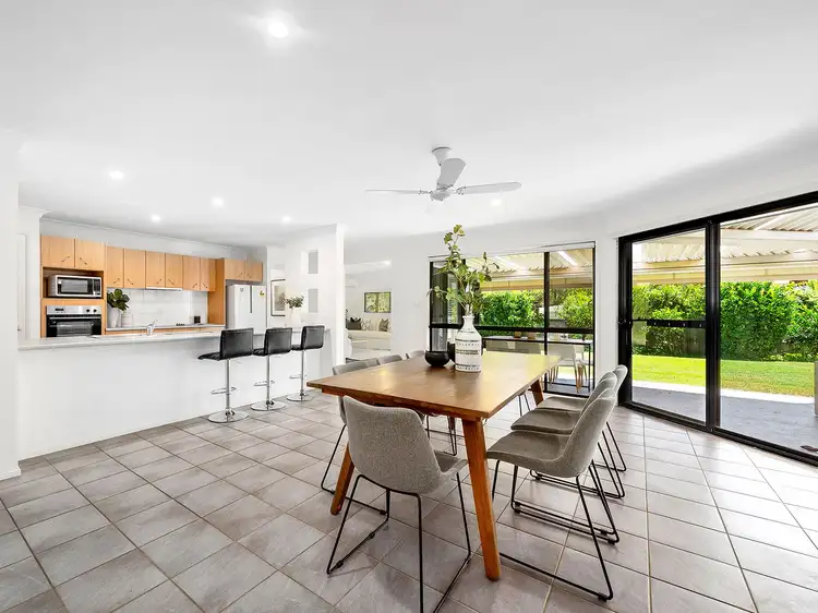 Sixth view of Homely house listing, 6 De Vito Place, Mcdowall QLD 4053