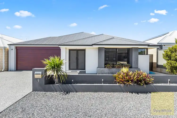 9 Nomad Drive, Clarkson WA 6030