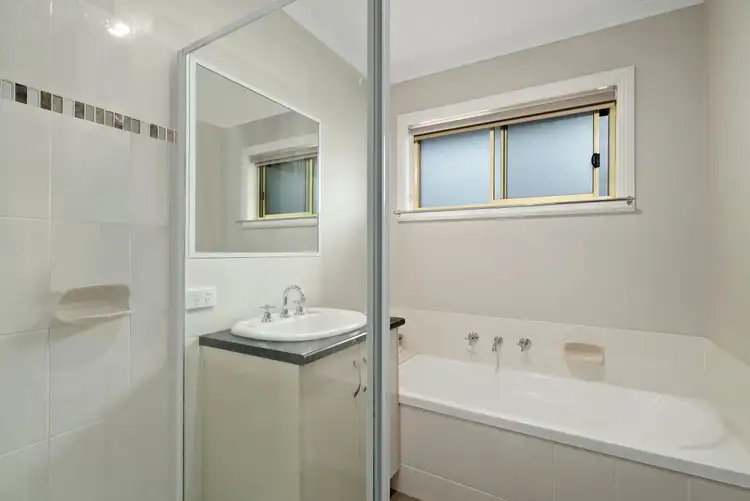 Sixth view of Homely unit listing, 2/7 Thomas Street, Benalla VIC 3672