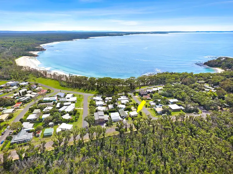 8 Waratah Street, Bendalong NSW 2539
