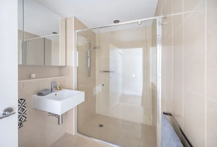 Seventh view of Homely apartment listing, 4129/37C Harbour Road, Hamilton QLD 4007