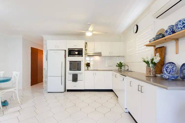2/72 Anzac Avenue, Maroochydore QLD 4558