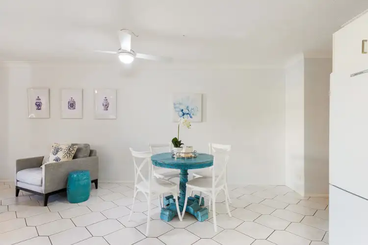 Sixth view of Homely unit listing, 2/72 Anzac Avenue, Maroochydore QLD 4558