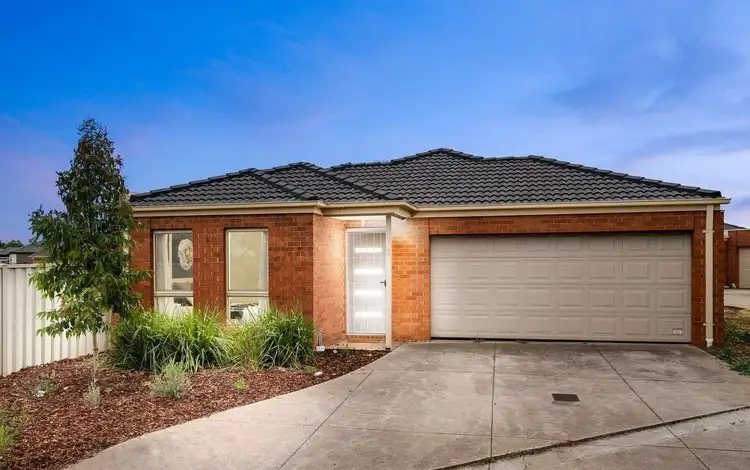 1/54 Lomandra Bowl, Harkness VIC 3337